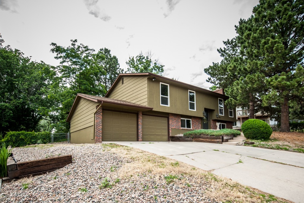 Great Spacious Home in Northeast Colorado Springs Live Dream Colorado